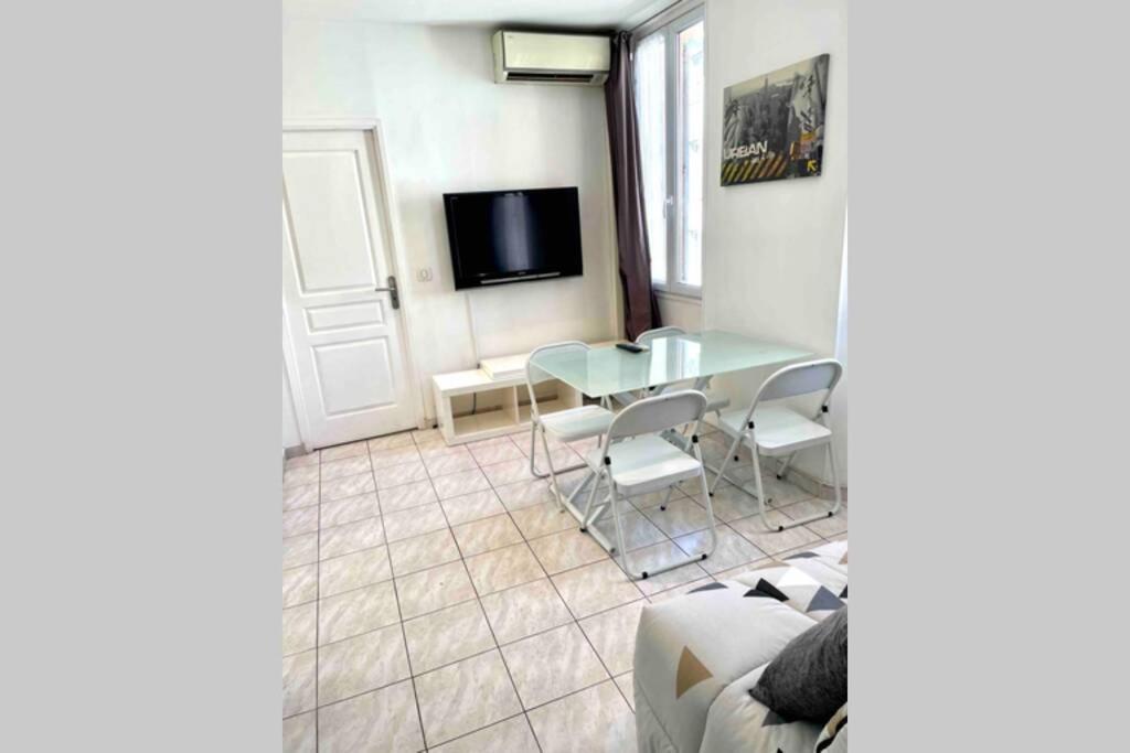 Bel Appartement - Hyper Centre - 2 Pieces 戛纳 外观 照片